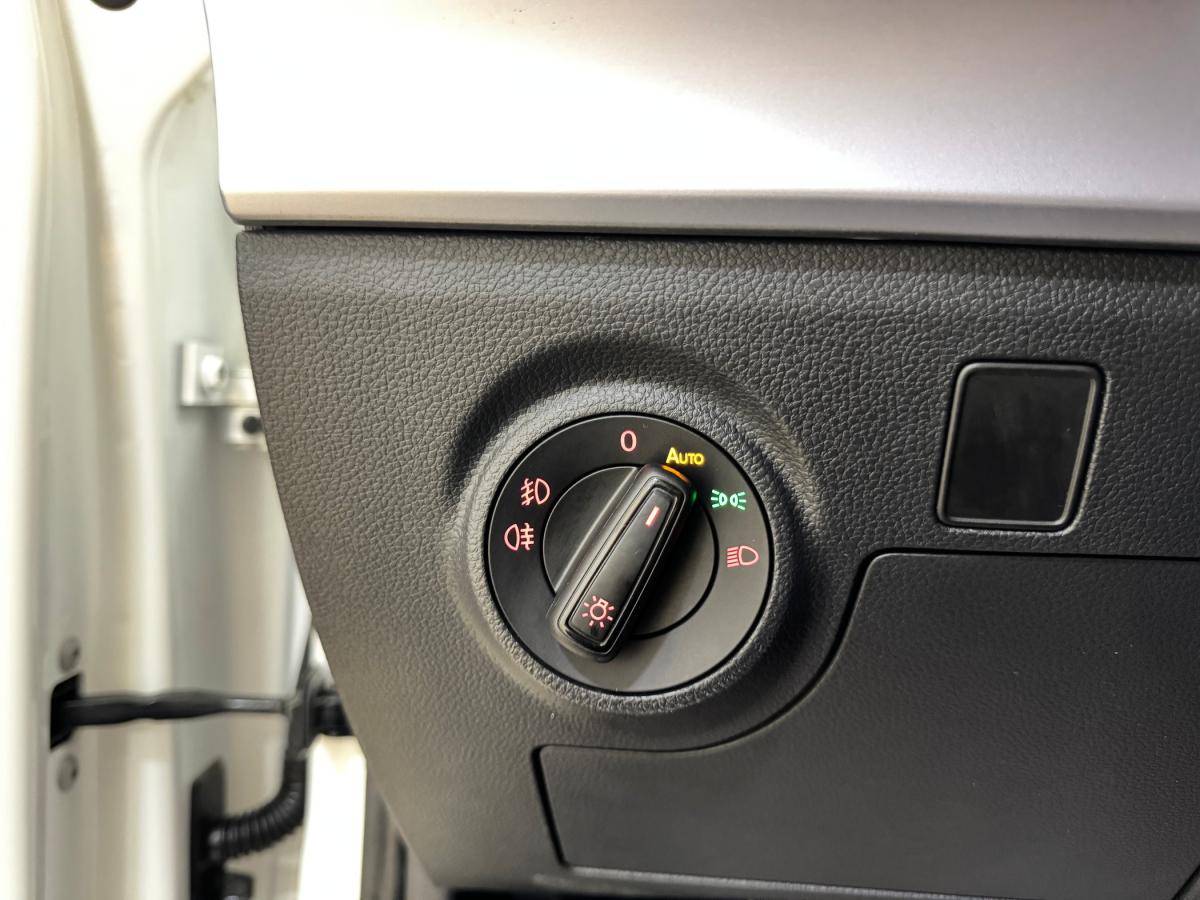 seat-arona-2023-gasolina-999cc