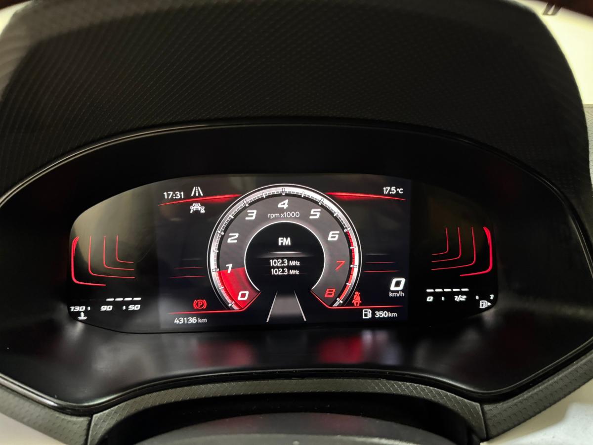 seat-arona-2023-gasolina-999cc