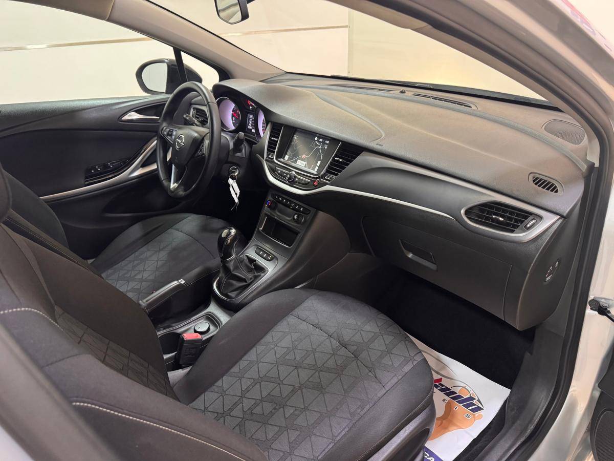 opel-astra-sport-tourer-2019-gasolina-999cc