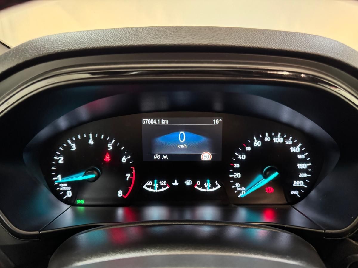 ford-focus-2018-gasolina-998cc
