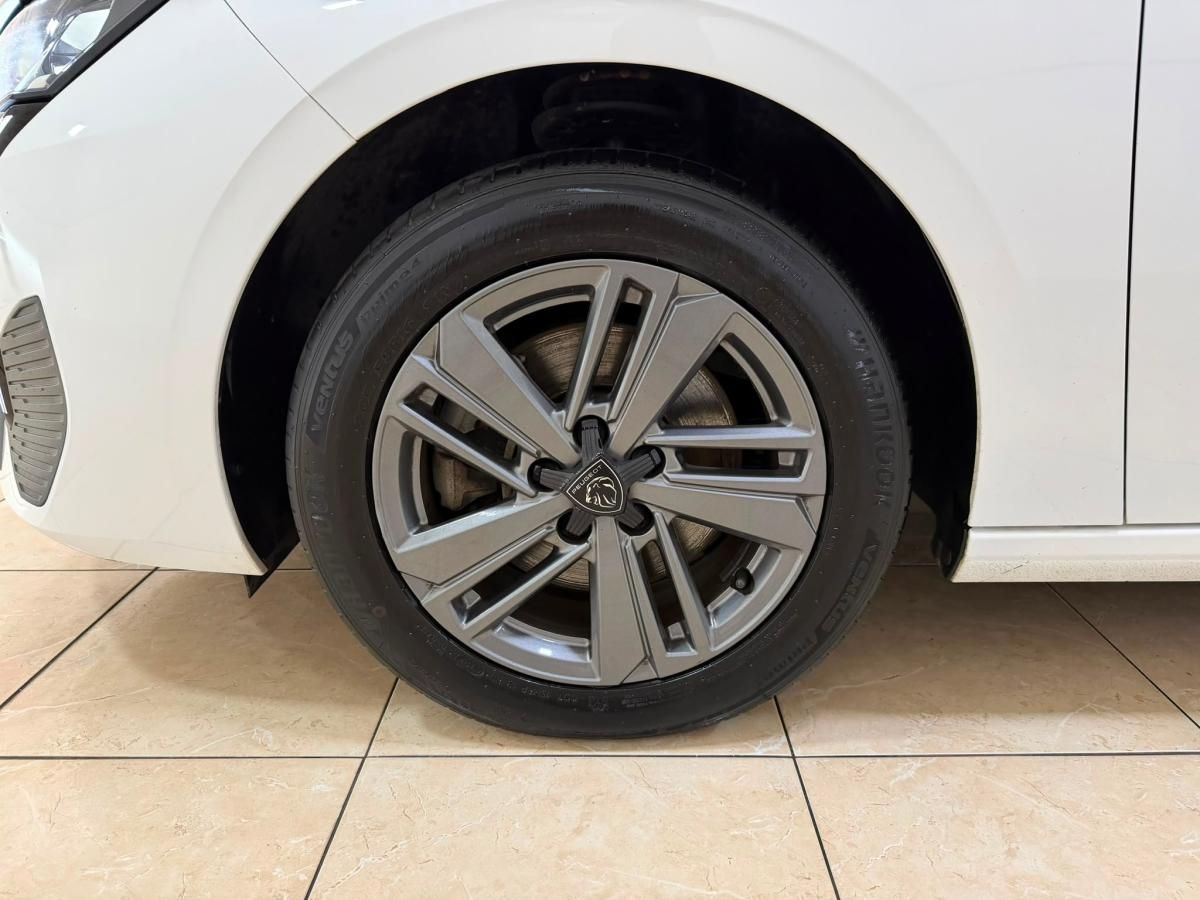 peugeot-308-2022-gasolina-1199cc
