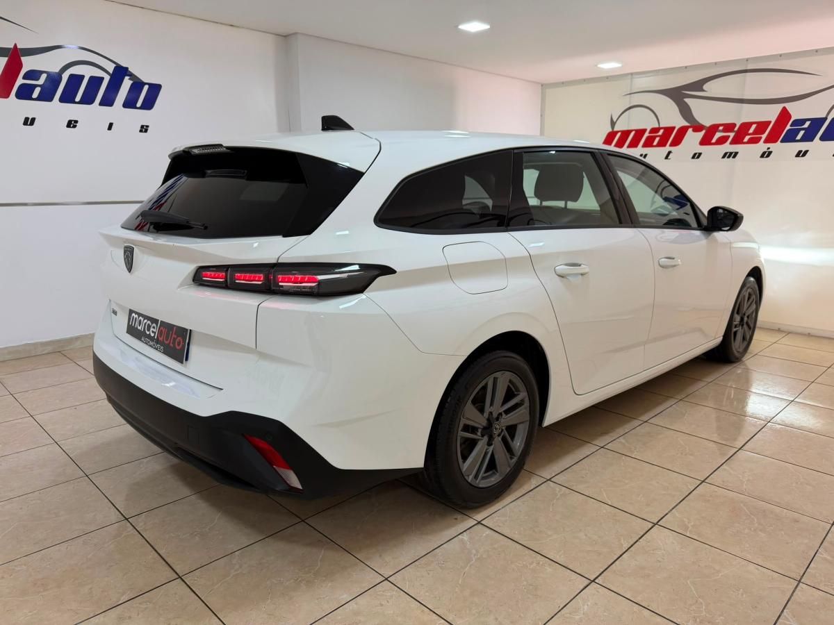 peugeot-308-2022-gasolina-1199cc