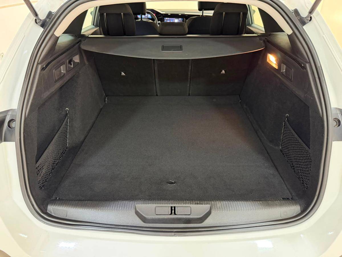 peugeot-308-2022-gasolina-1199cc