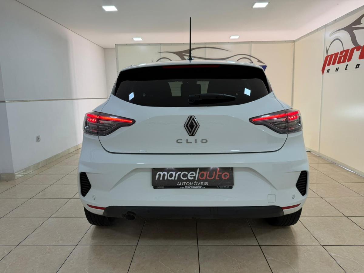 renault-clio-2024-gasolina-999cc