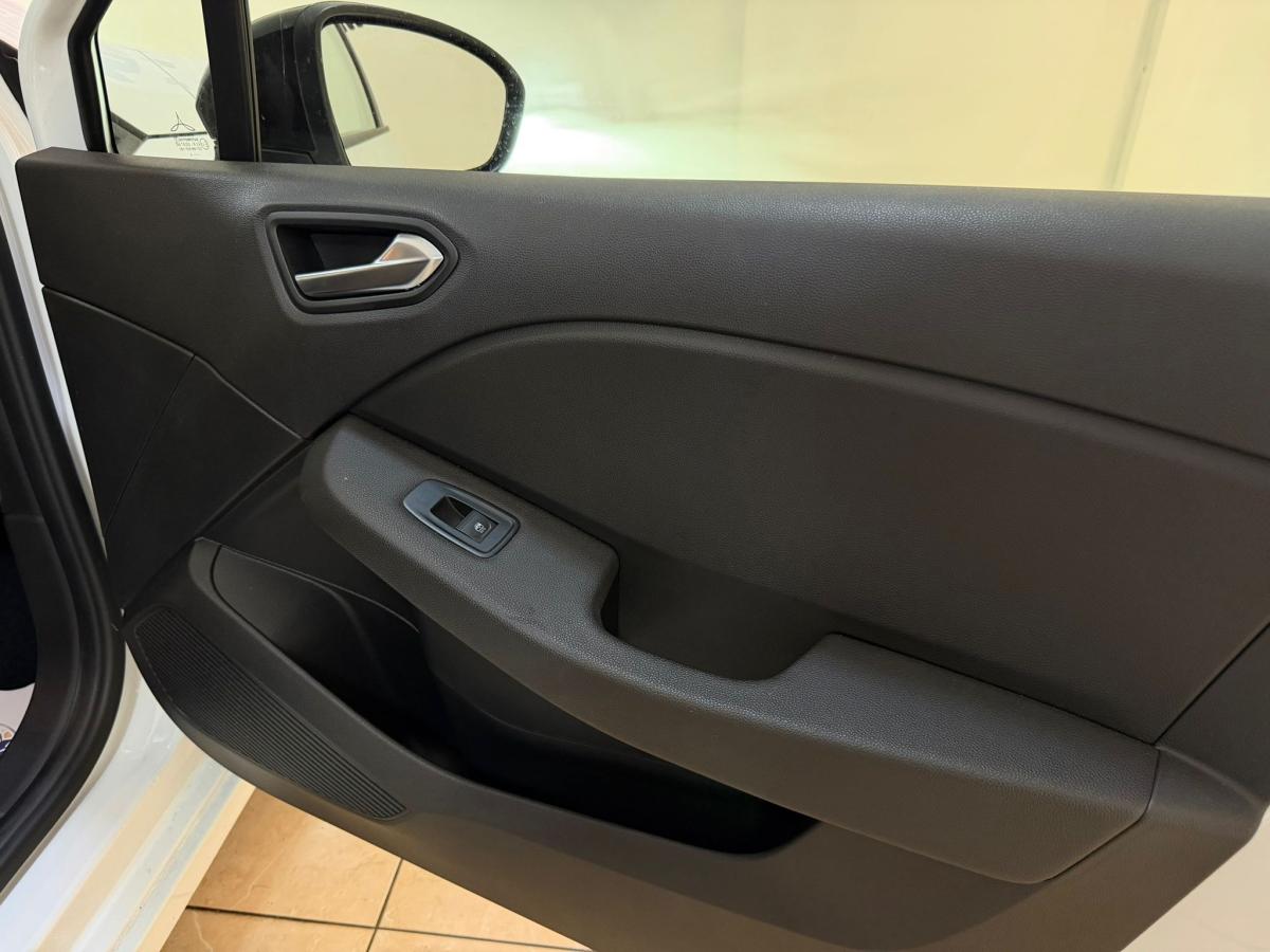renault-clio-2024-gasolina-999cc