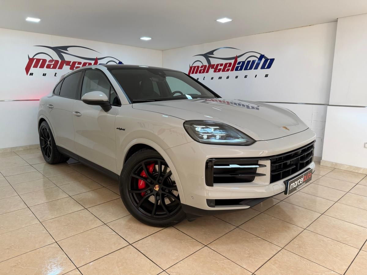 porsche-cayenne-2025-hibrido-a-gasolina-2995cc