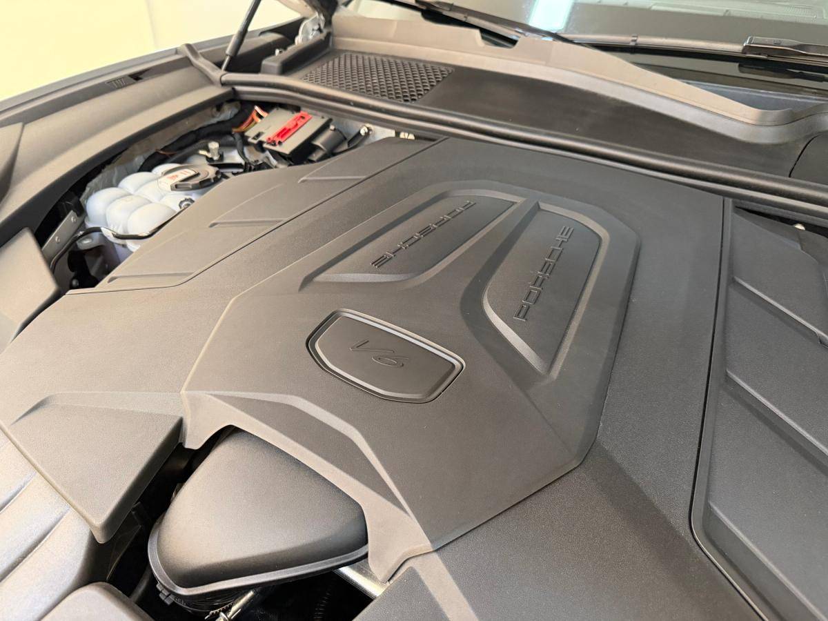 porsche-cayenne-2025-hibrido-a-gasolina-2995cc