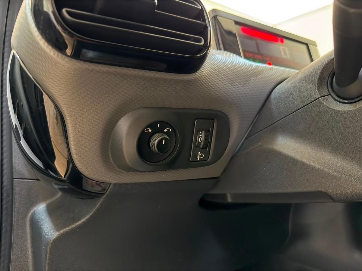 citroen-c4-cactus-2018-diesel-1560cc