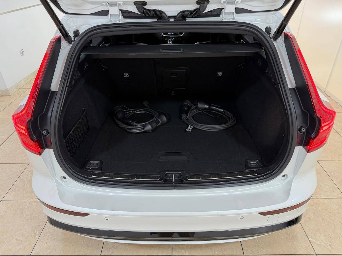 volvo-v60-2023-hibrido-a-gasolina-1969cc