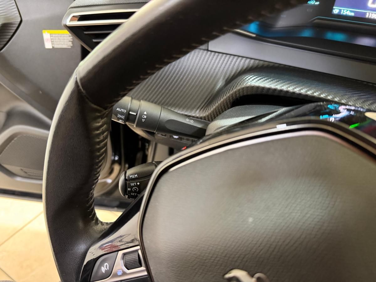 peugeot-2008-2021-eletrico-500cc