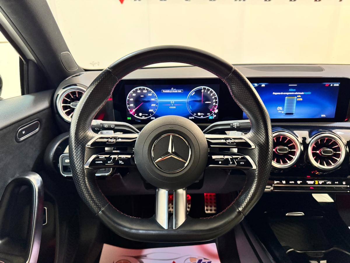 mercedes-benz-classe-a-2023-hibrido-a-gasolina-1332cc