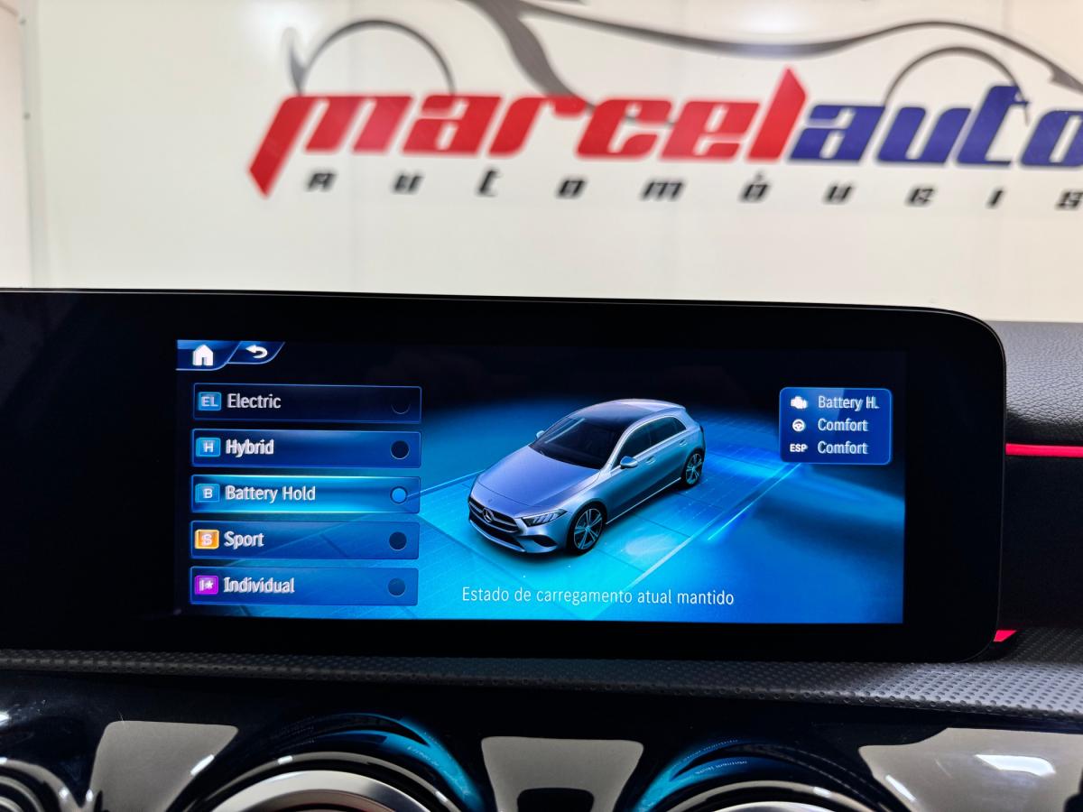 mercedes-benz-classe-a-2023-hibrido-a-gasolina-1332cc