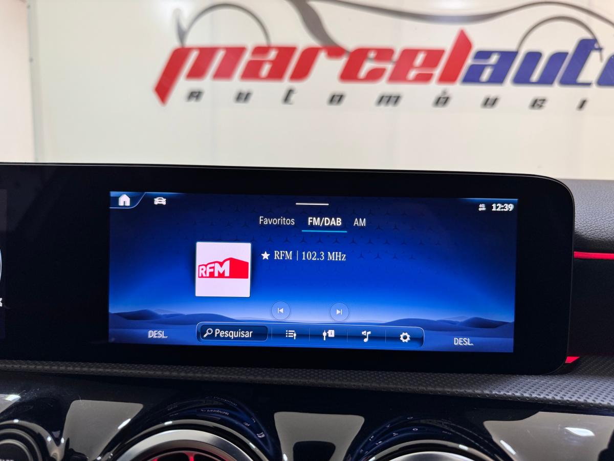 mercedes-benz-classe-a-2023-hibrido-a-gasolina-1332cc