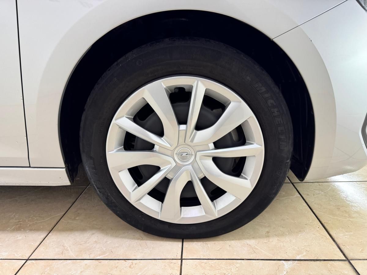 opel-corsa-2023-gasolina-1199cc
