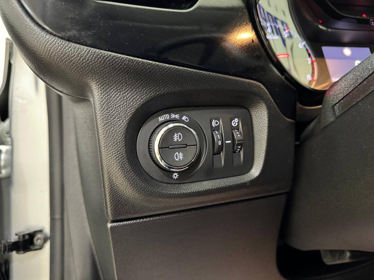 opel-corsa-2023-gasolina-1199cc