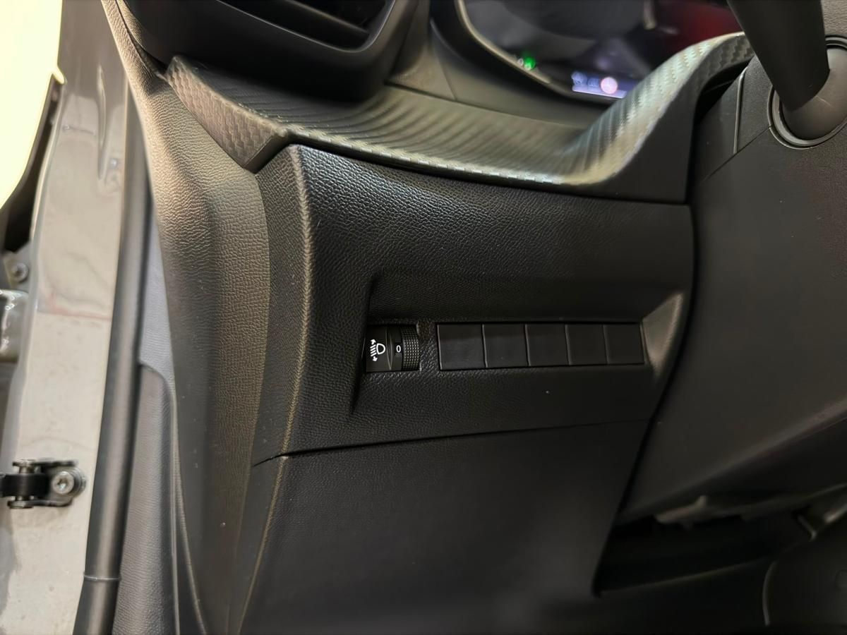 peugeot-208-2024-gasolina-1199cc