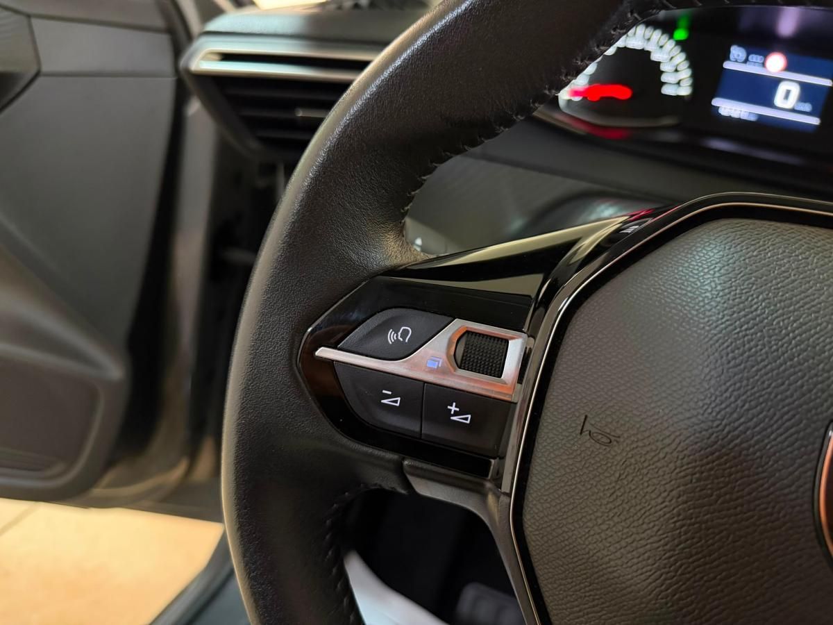 peugeot-208-2024-gasolina-1199cc