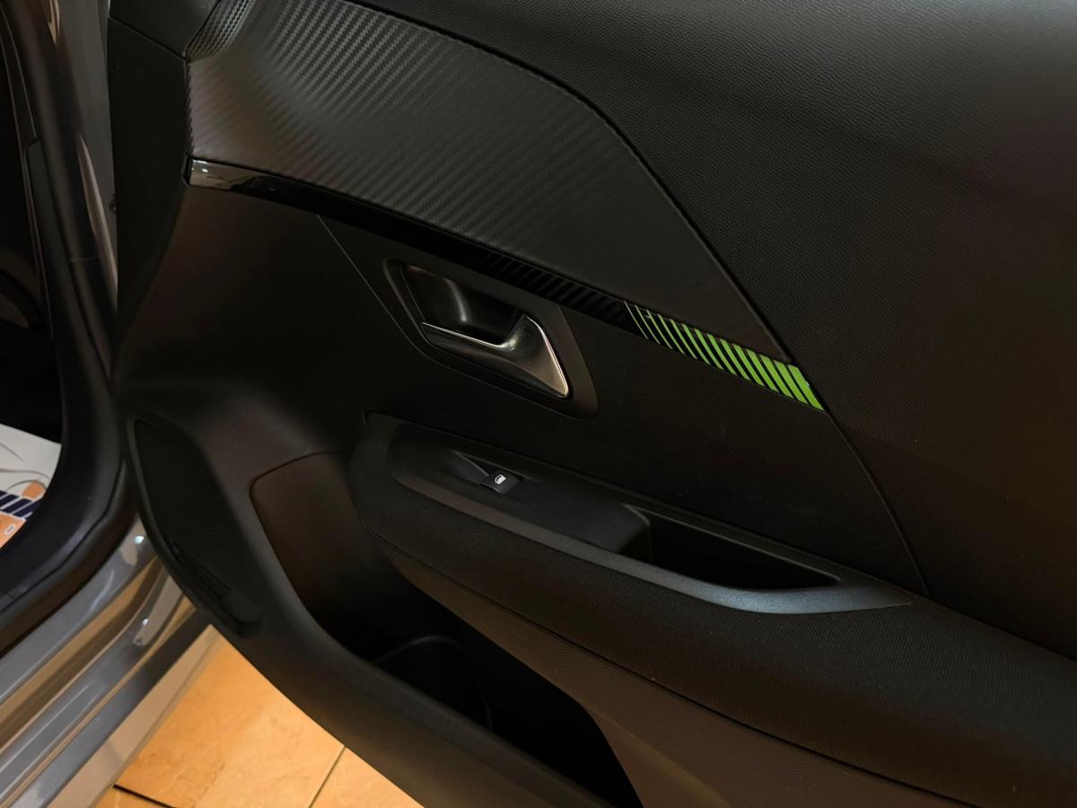 peugeot-208-2024-gasolina-1199cc