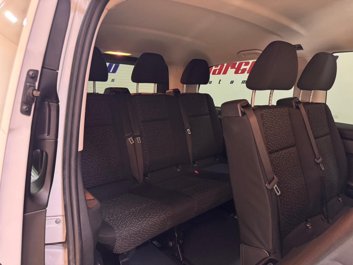 mercedes-benz-vito-2022-diesel-1950cc