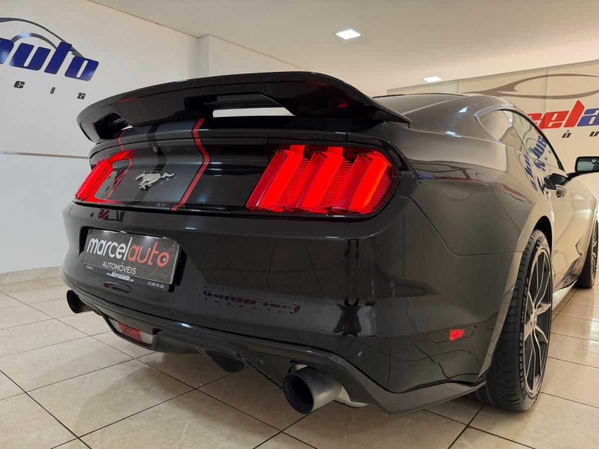ford-mustang-2017-gasolina-2261cc