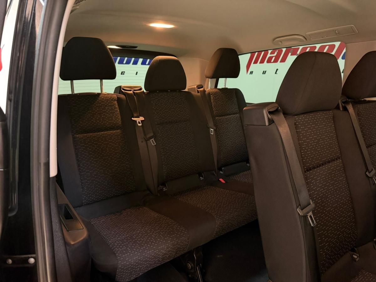 mercedes-benz-vito-2023-diesel-1950cc