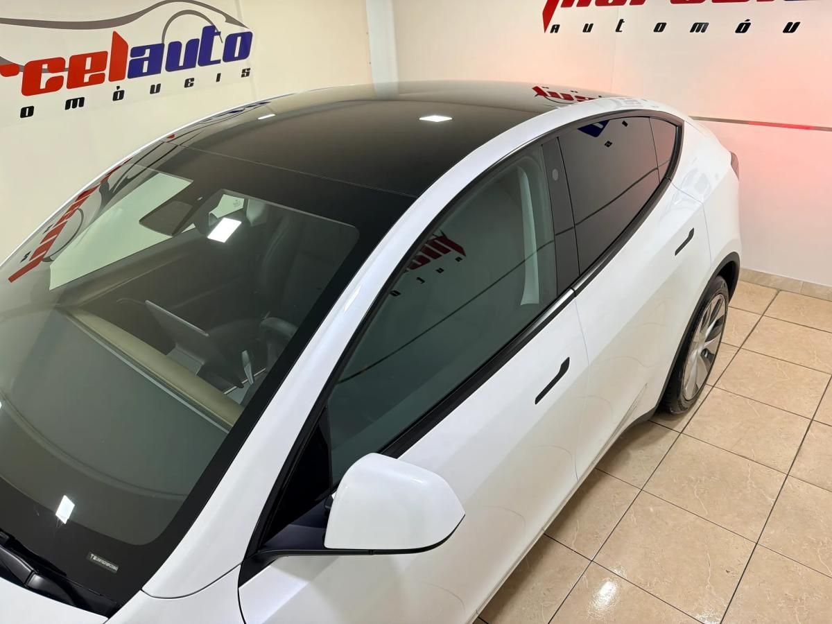 tesla-model-y-2024-eletrico-500cc