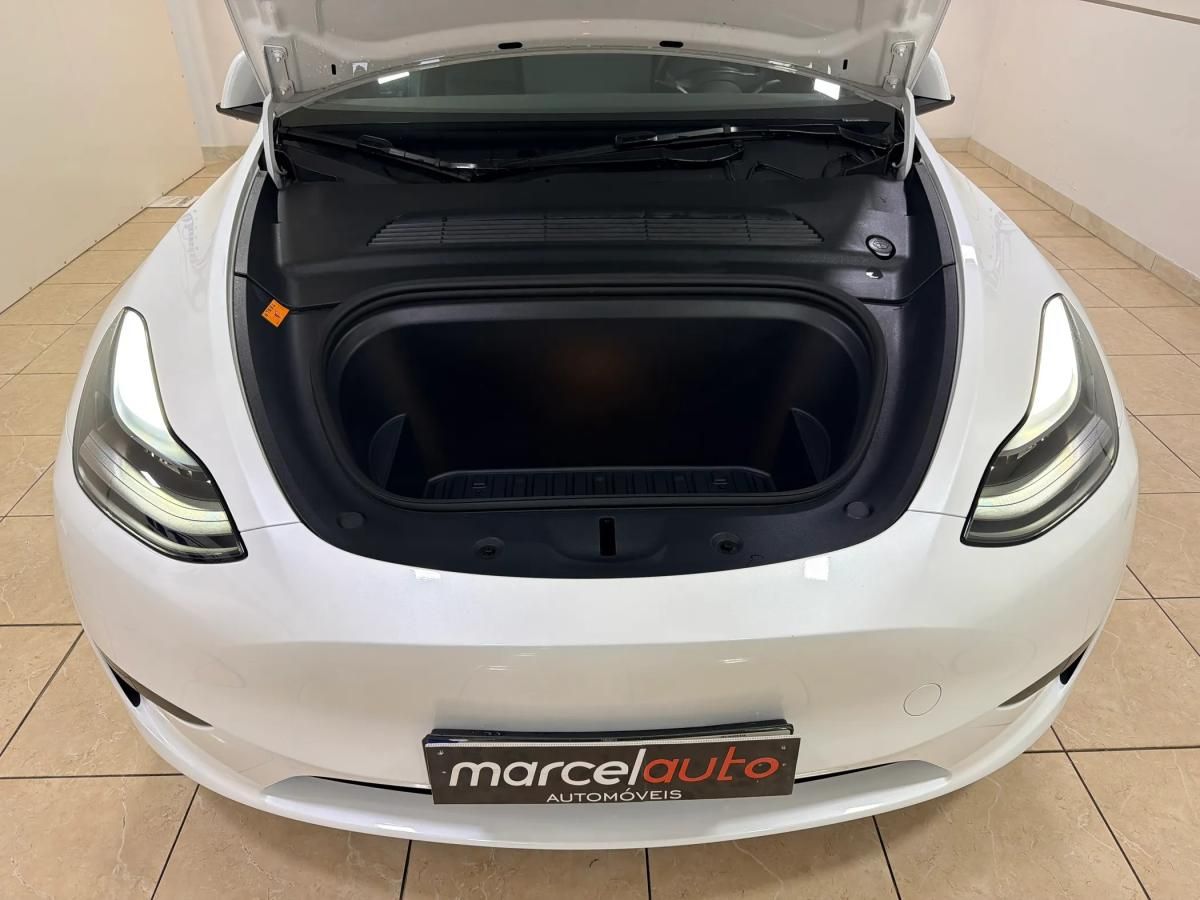 tesla-model-y-2024-eletrico-500cc