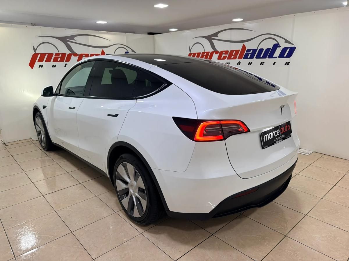tesla-model-y-2024-eletrico-500cc