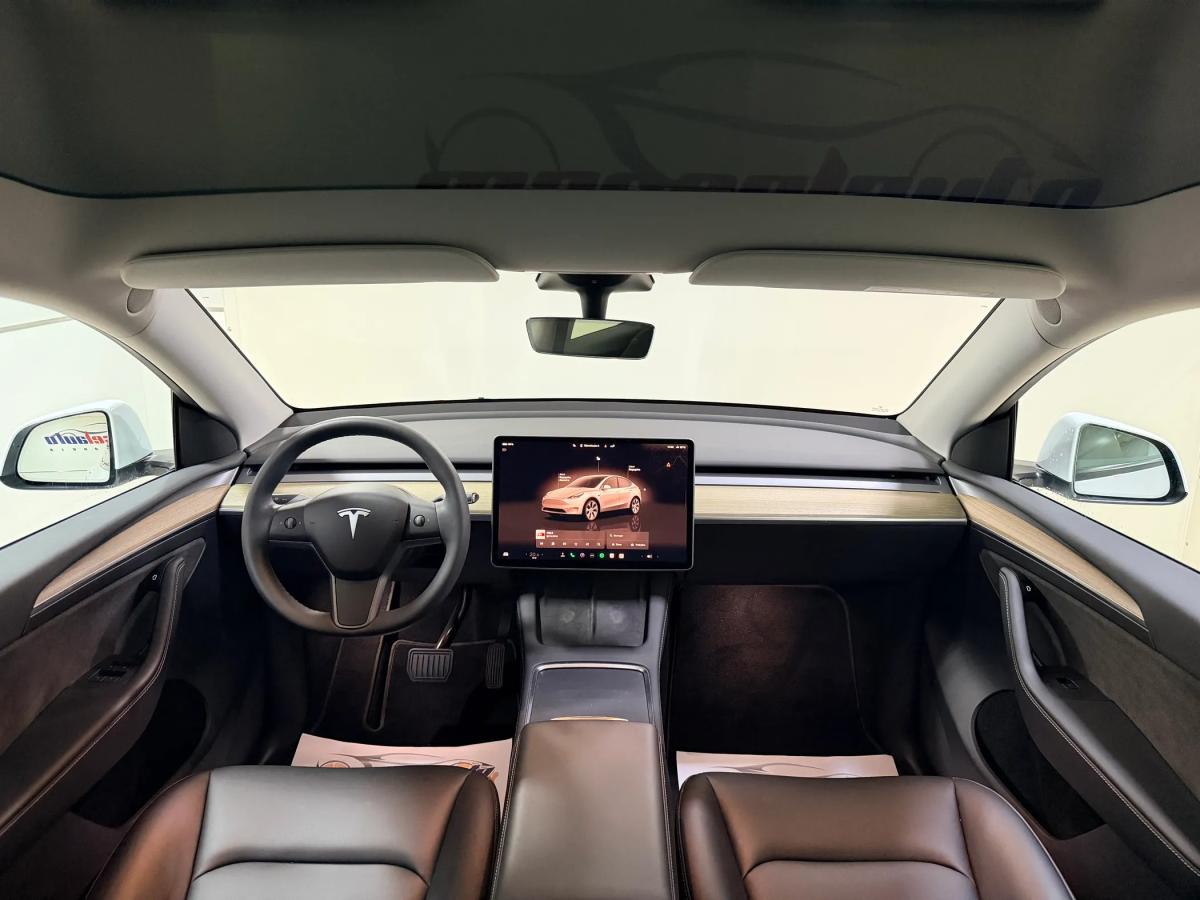 tesla-model-y-2024-eletrico-500cc