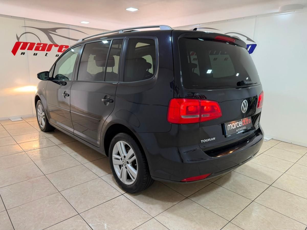 volkswagen-touran-2012-diesel-1968cc