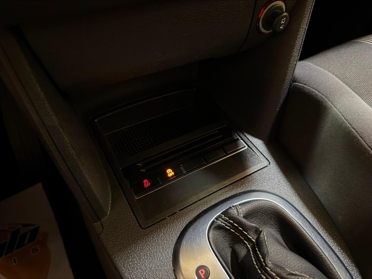volkswagen-touran-2012-diesel-1968cc