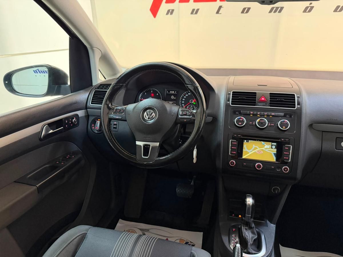 volkswagen-touran-2012-diesel-1968cc
