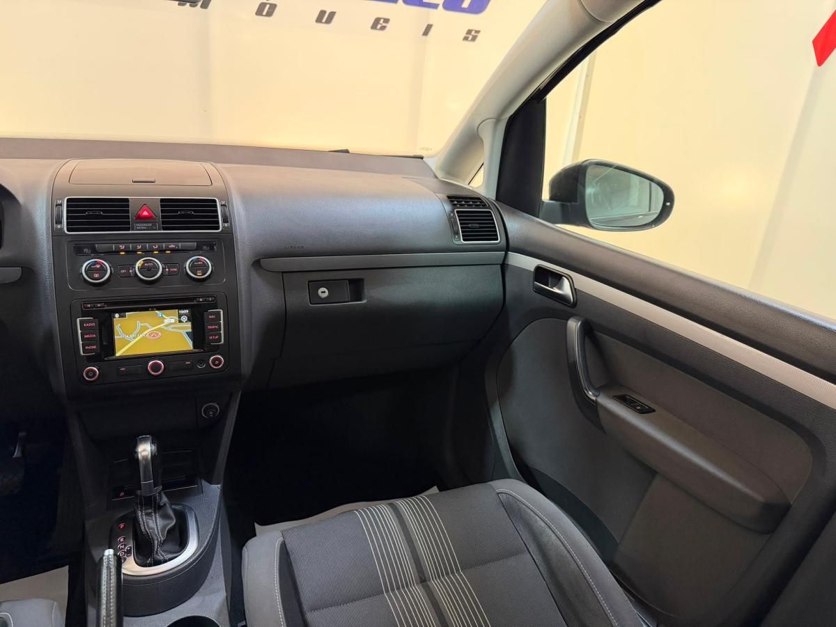 volkswagen-touran-2012-diesel-1968cc