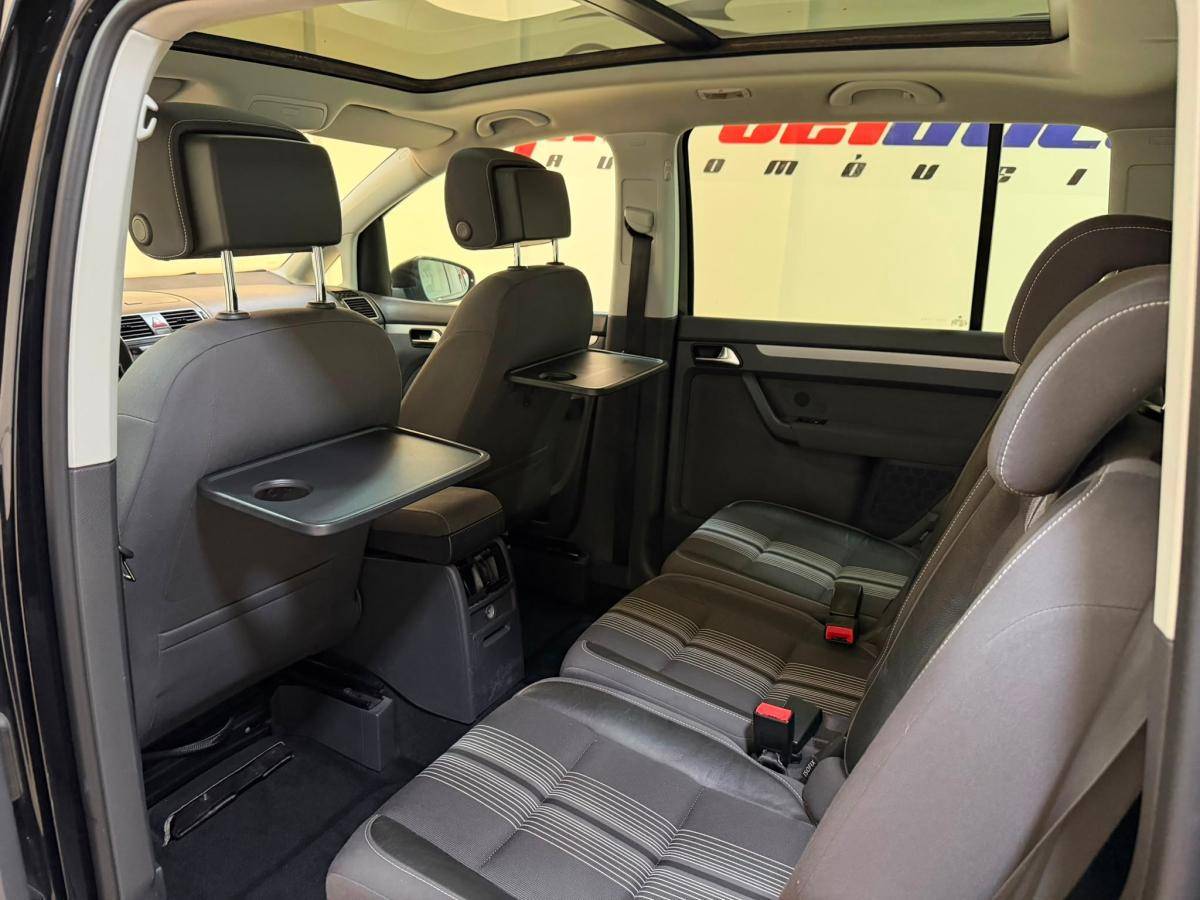 volkswagen-touran-2012-diesel-1968cc