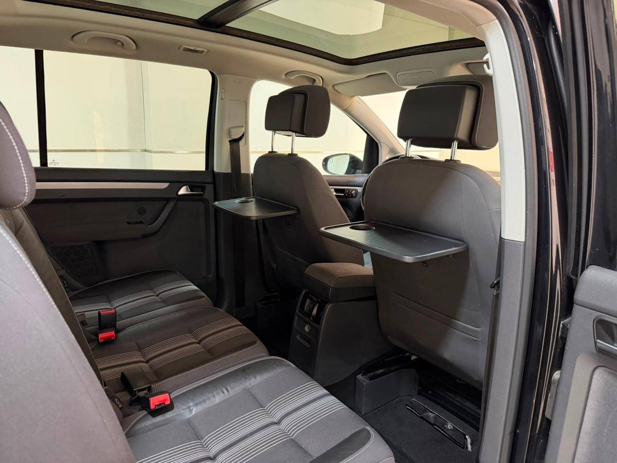 volkswagen-touran-2012-diesel-1968cc