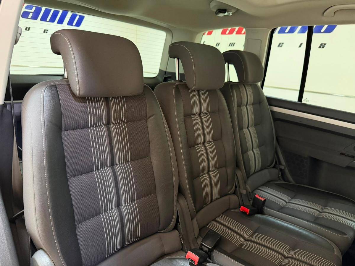 volkswagen-touran-2012-diesel-1968cc