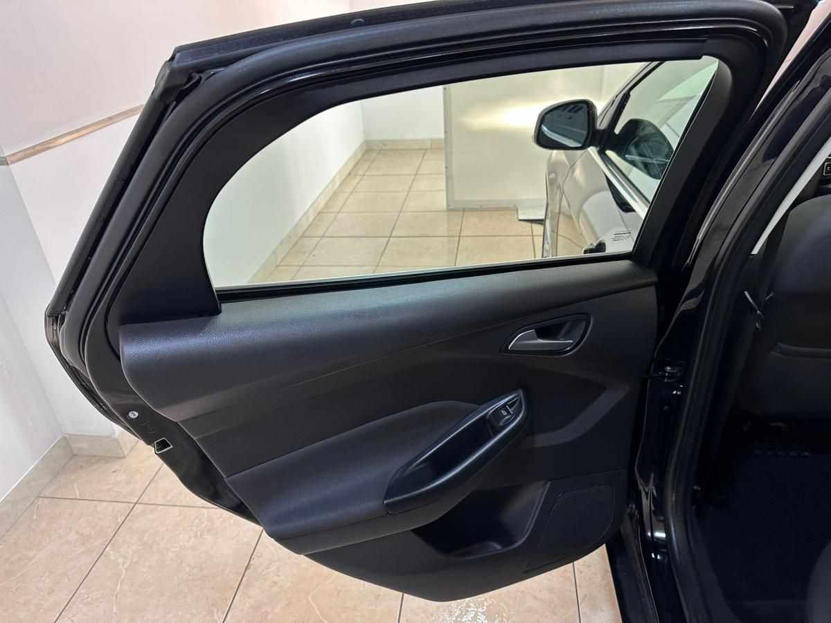 ford-focus-2016-diesel-1499cc