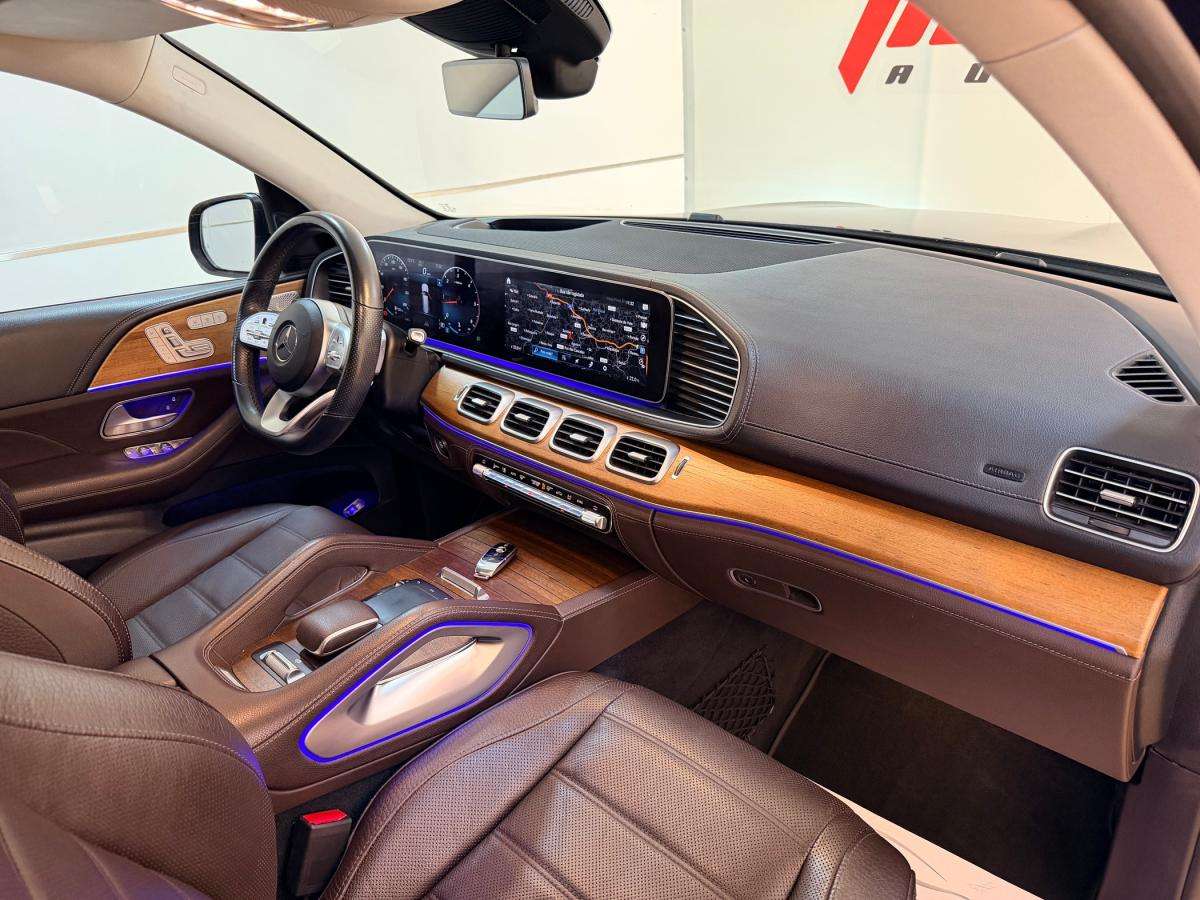 mercedes-benz-gls-2020-diesel-2925cc