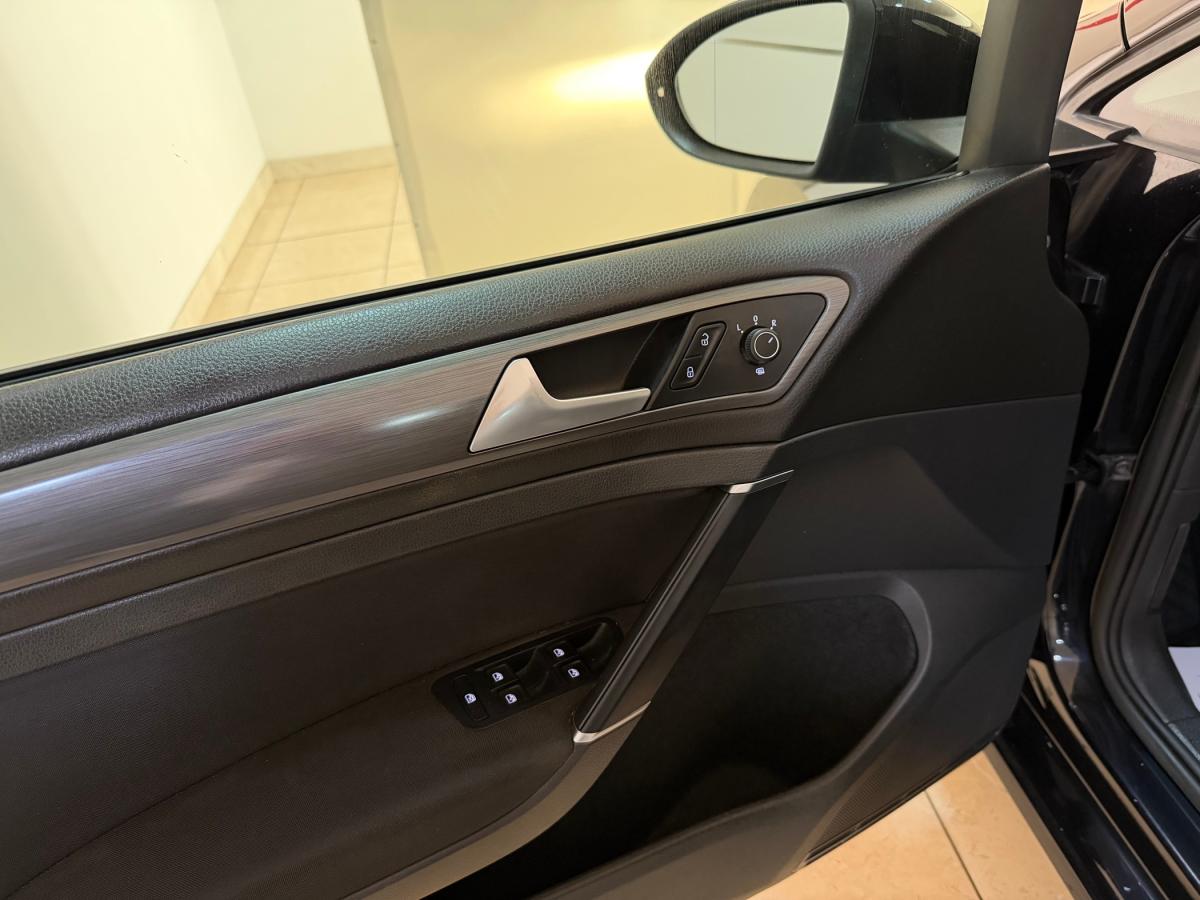 volkswagen-golf-2019-diesel-1598cc