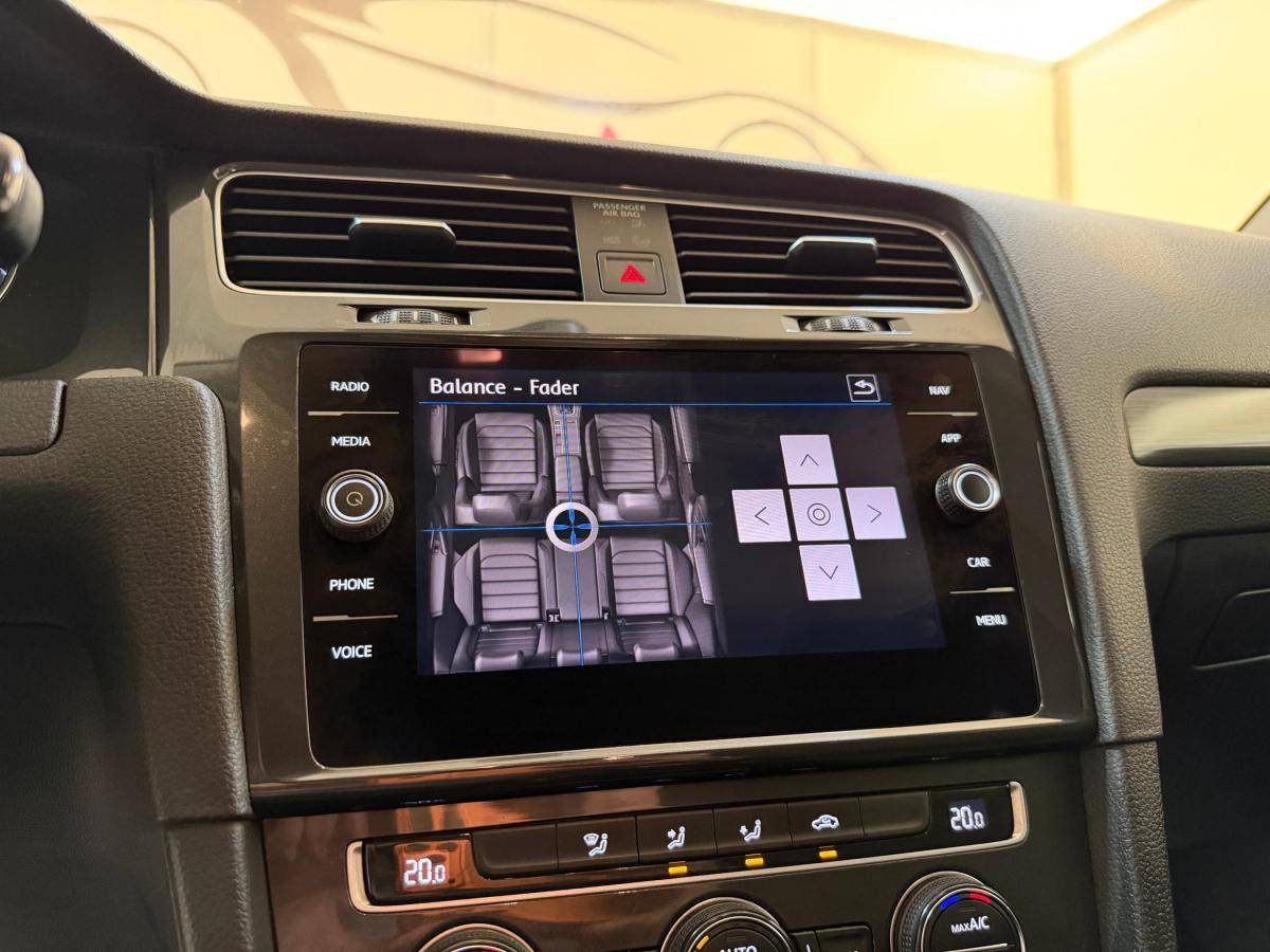 volkswagen-golf-2019-diesel-1598cc