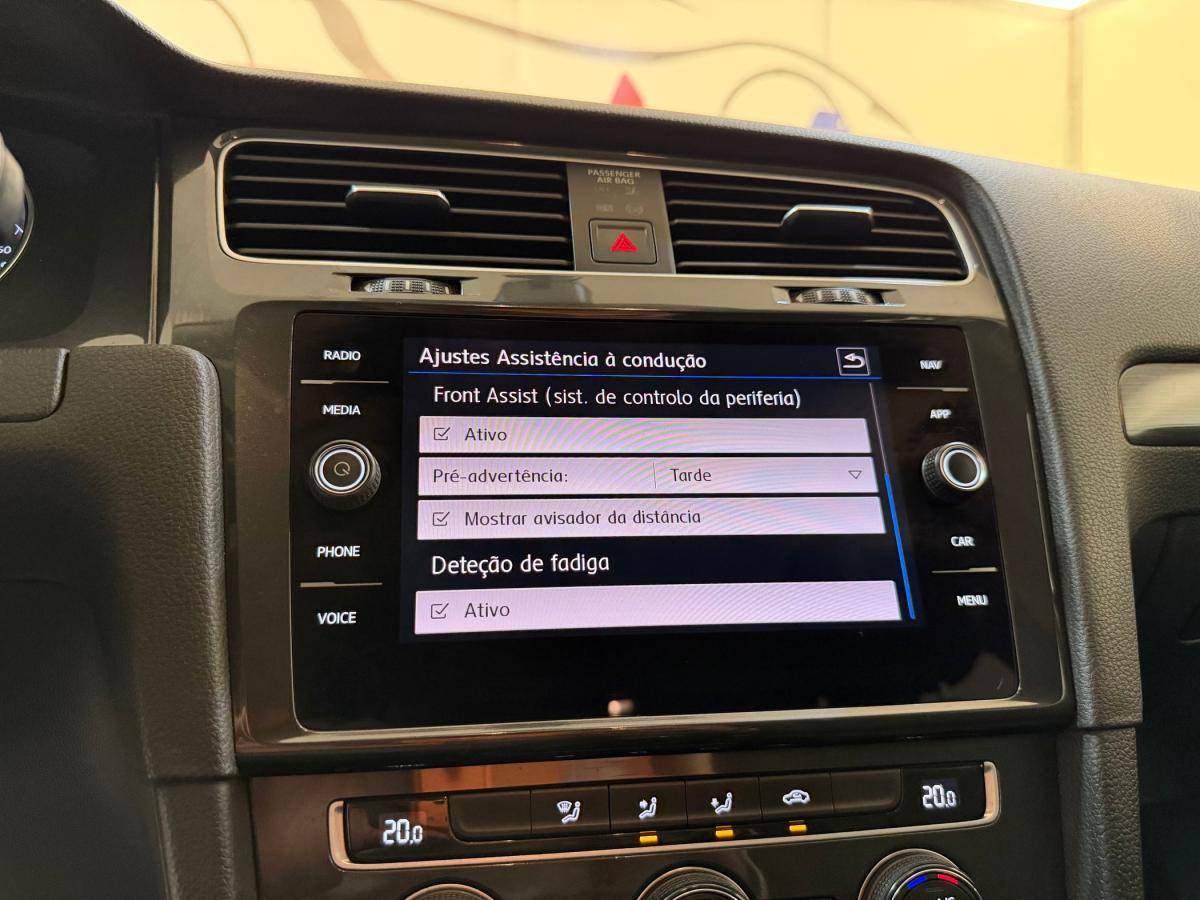 volkswagen-golf-2019-diesel-1598cc