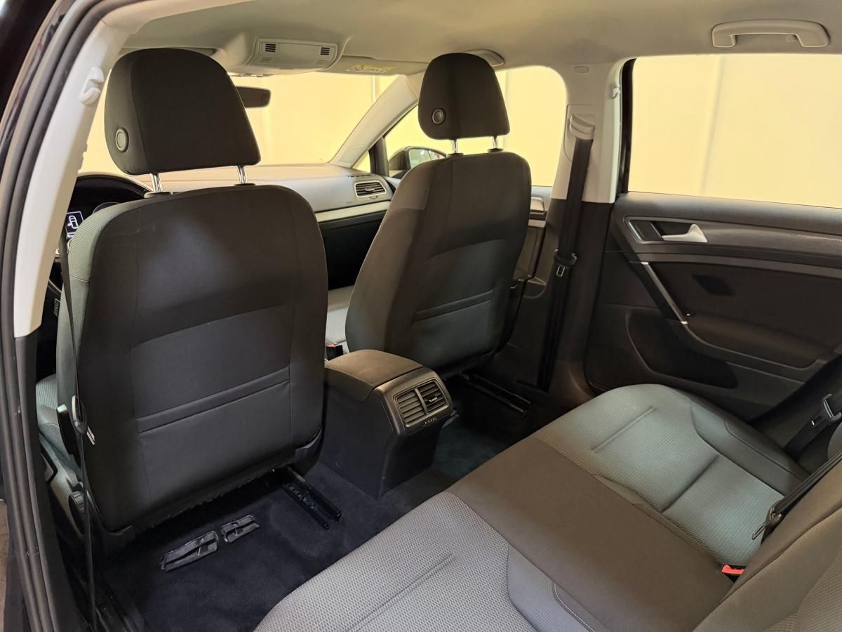 volkswagen-golf-2019-diesel-1598cc