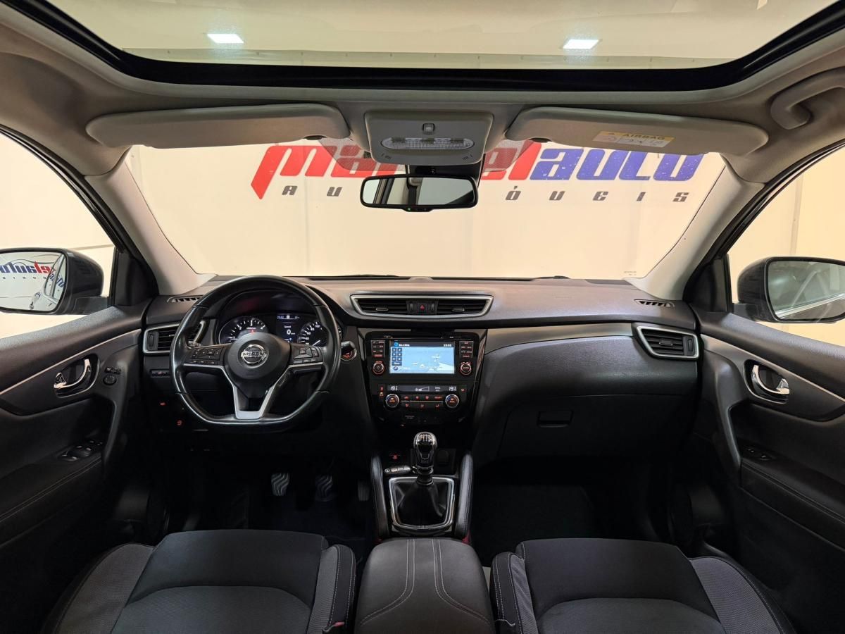 volkswagen-golf-2019-diesel-1598cc
