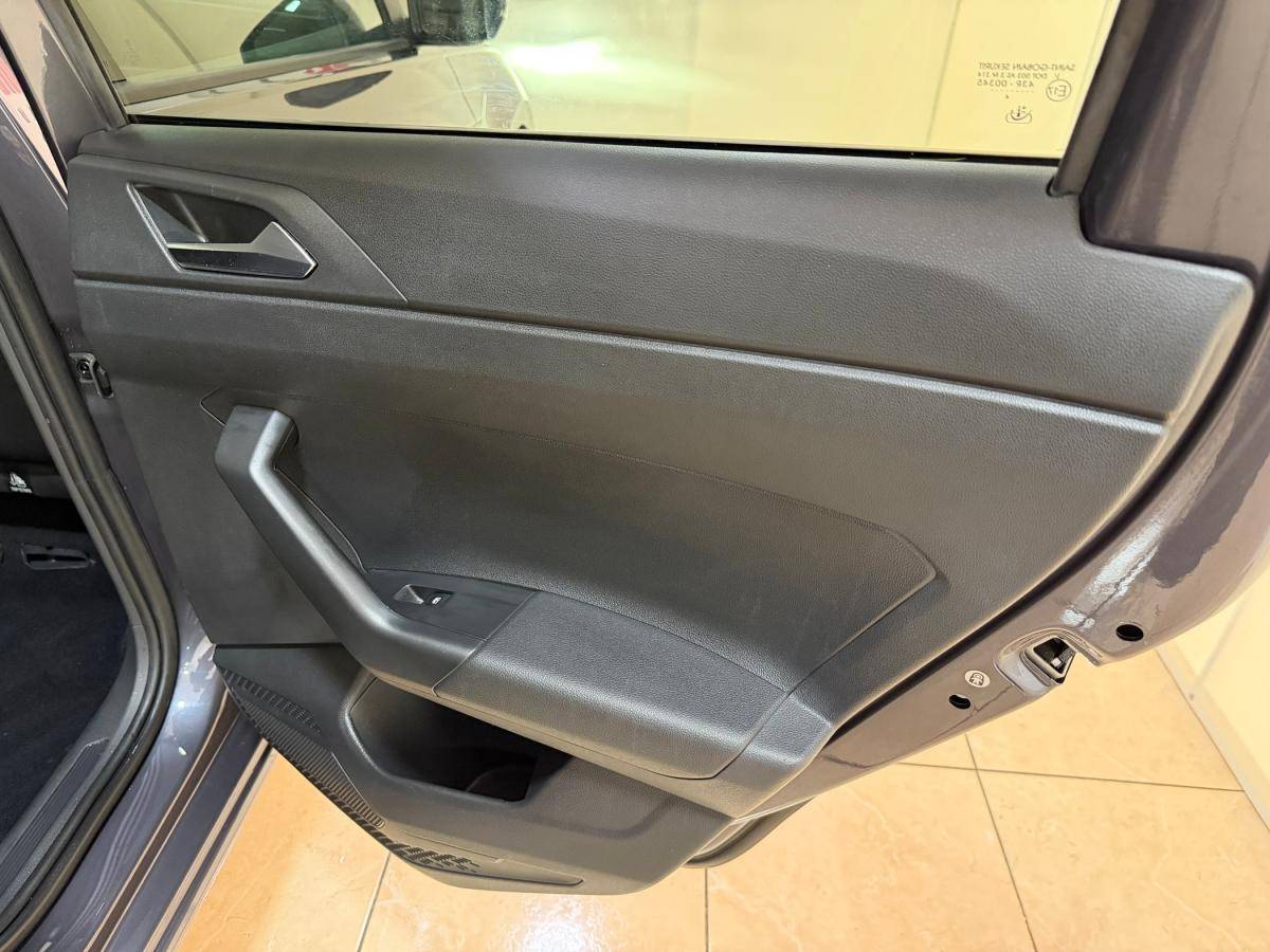 volkswagen-polo-2024-gasolina-999cc