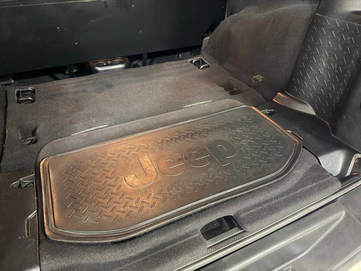 jeep-wrangler-2011-diesel-2777cc