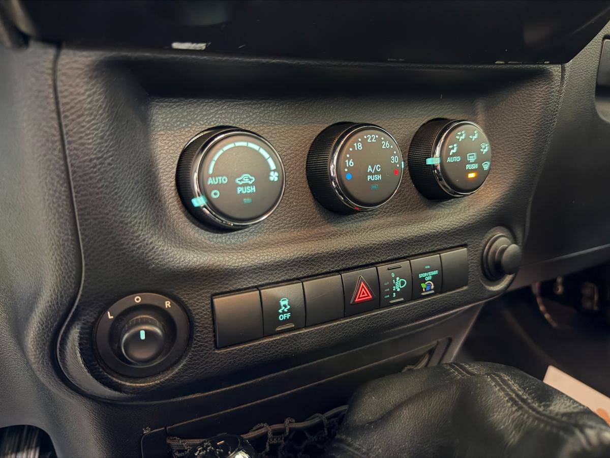 jeep-wrangler-2011-diesel-2777cc