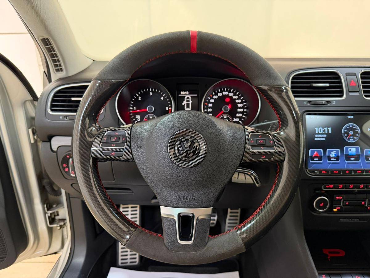 volkswagen-golf-2011-diesel-1598cc