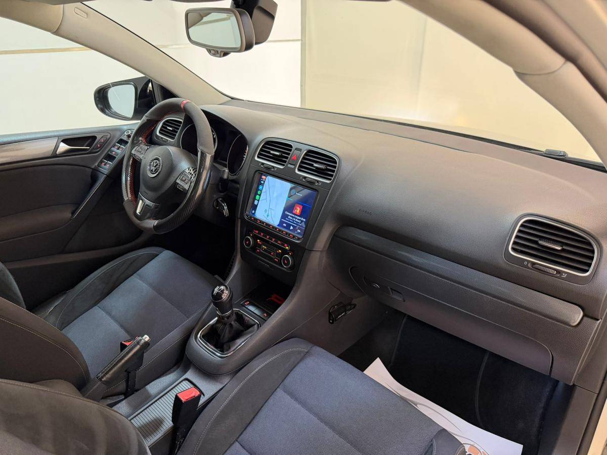 volkswagen-golf-2011-diesel-1598cc