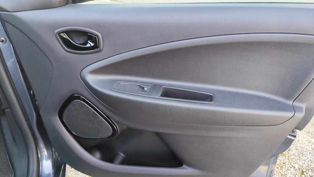 renault-zoe-2020-eletrico