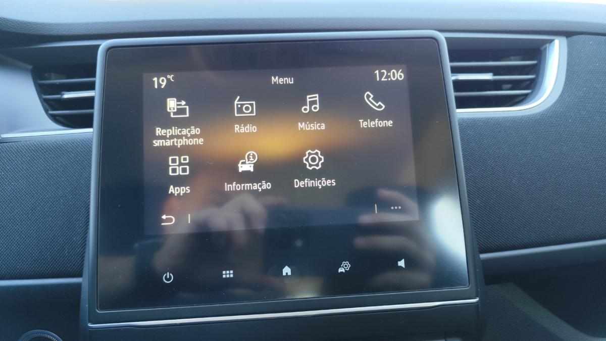 renault-zoe-2020-eletrico